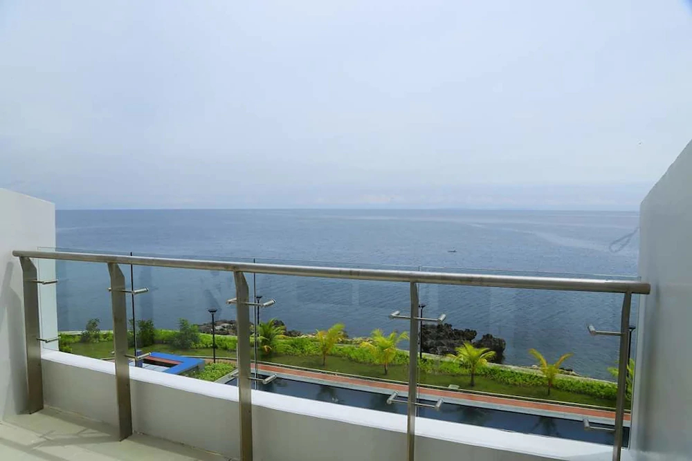 Amazing Seaview Arterra Penthouse
