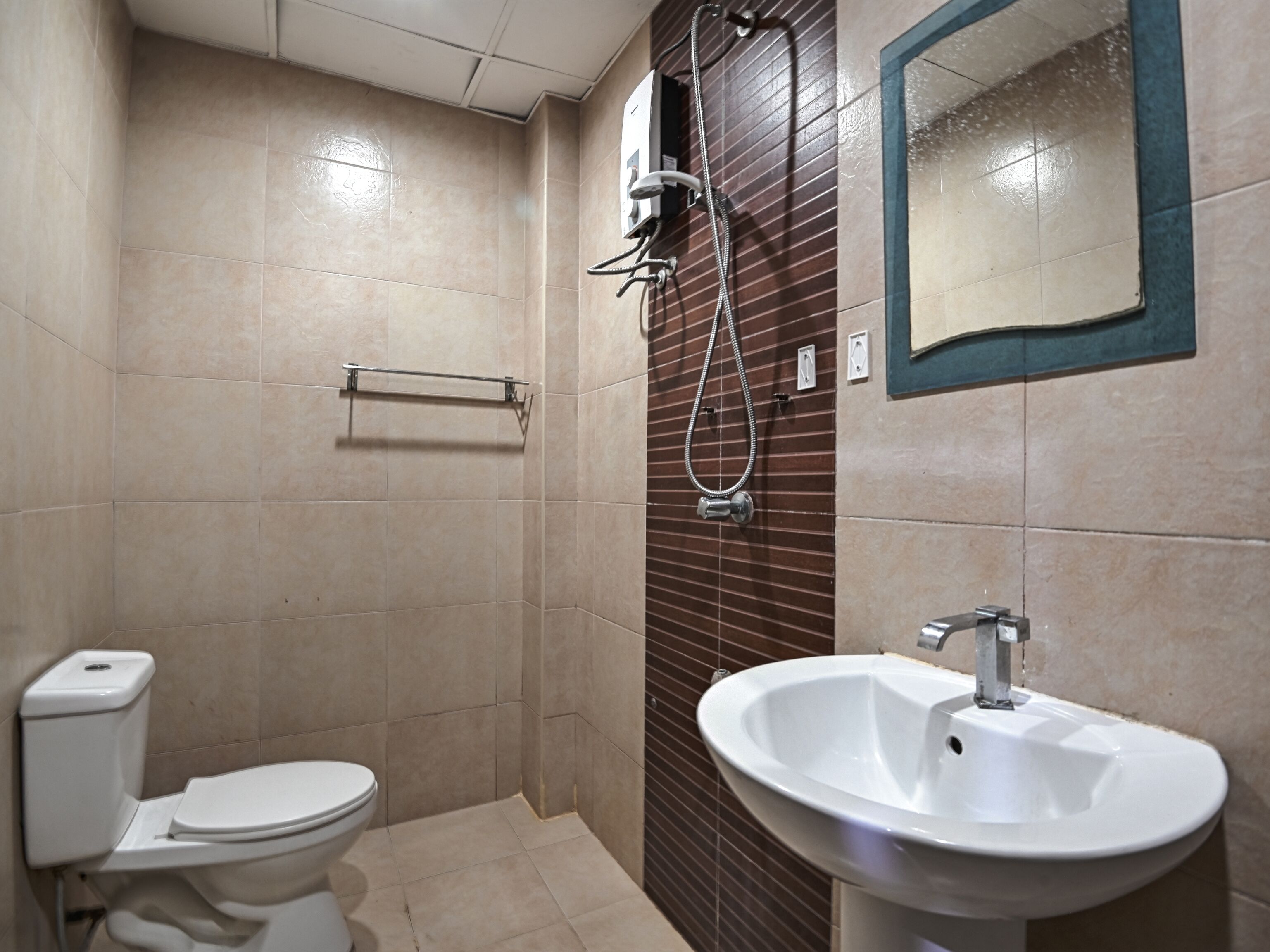 A's Guest House by OYO Rooms