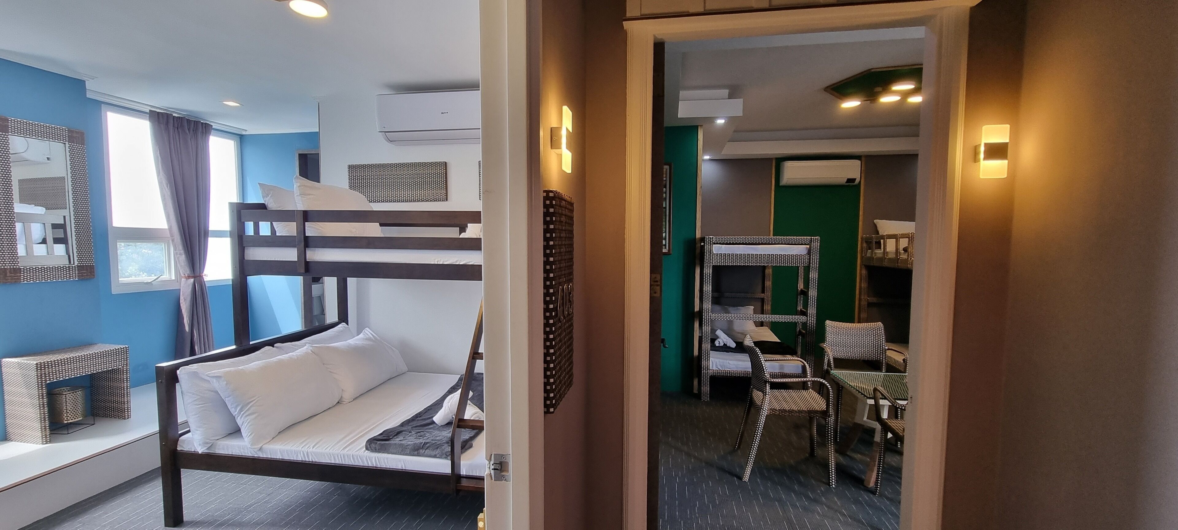 Attic Capsule Hotel