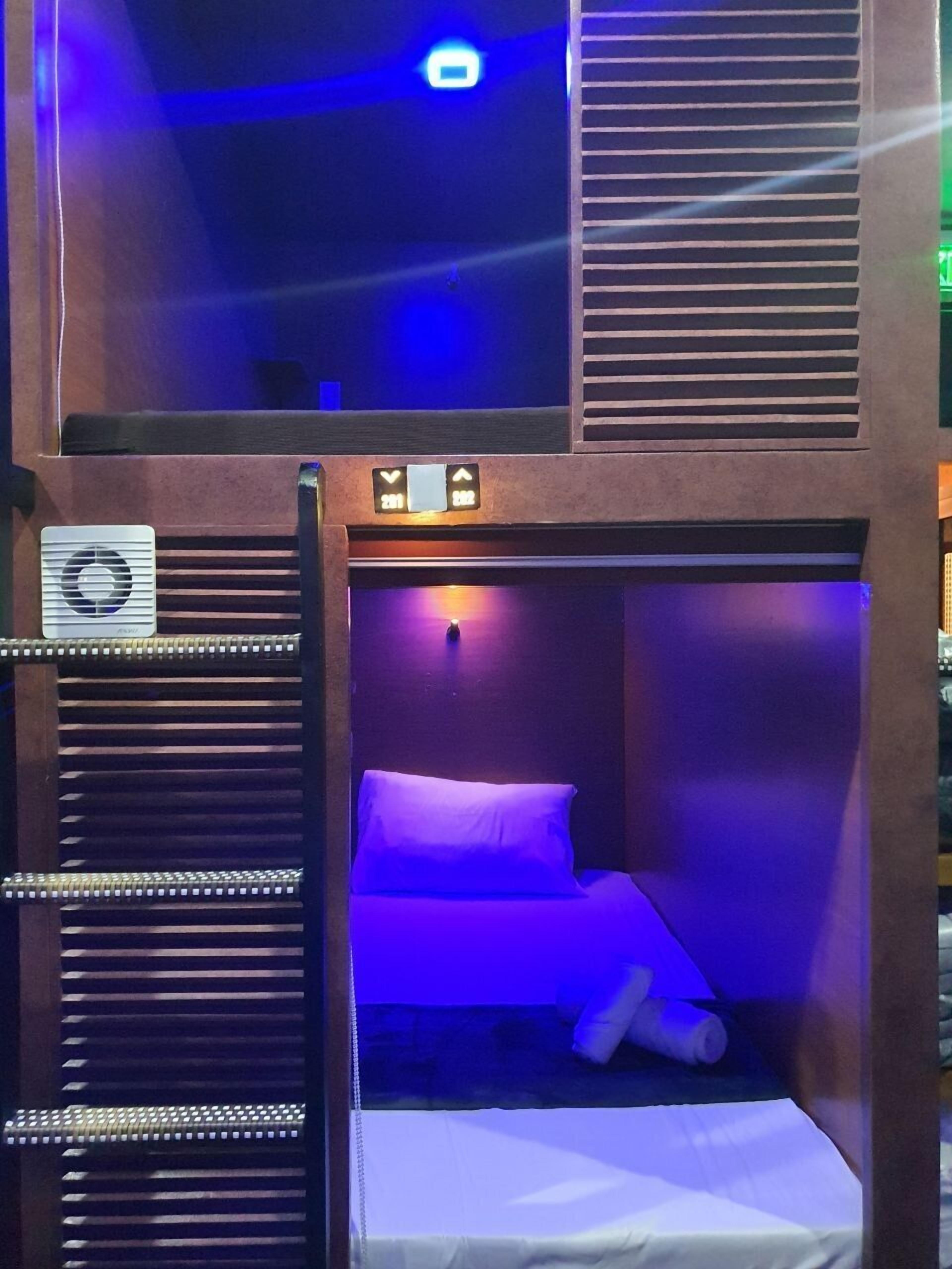 Attic Capsule Hotel