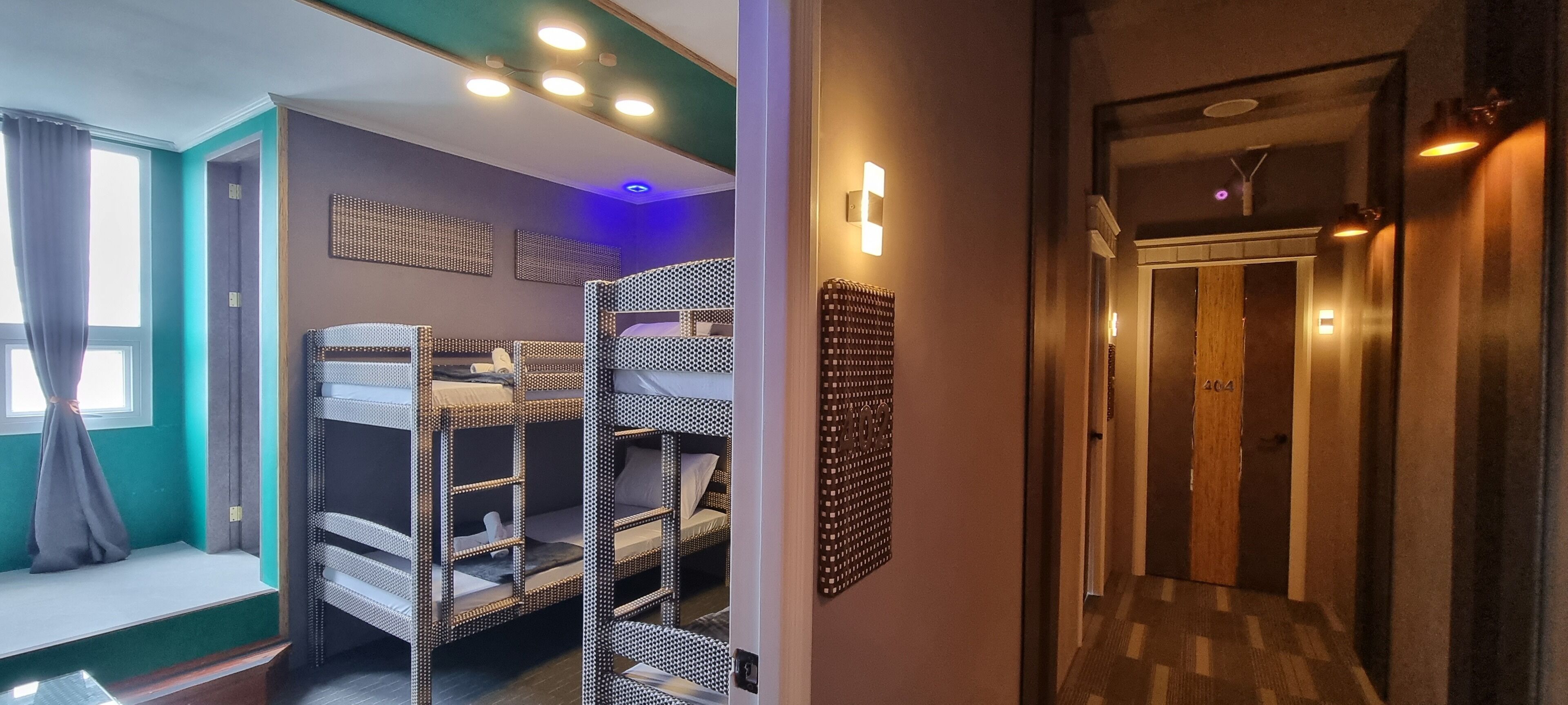 Attic Capsule Hotel