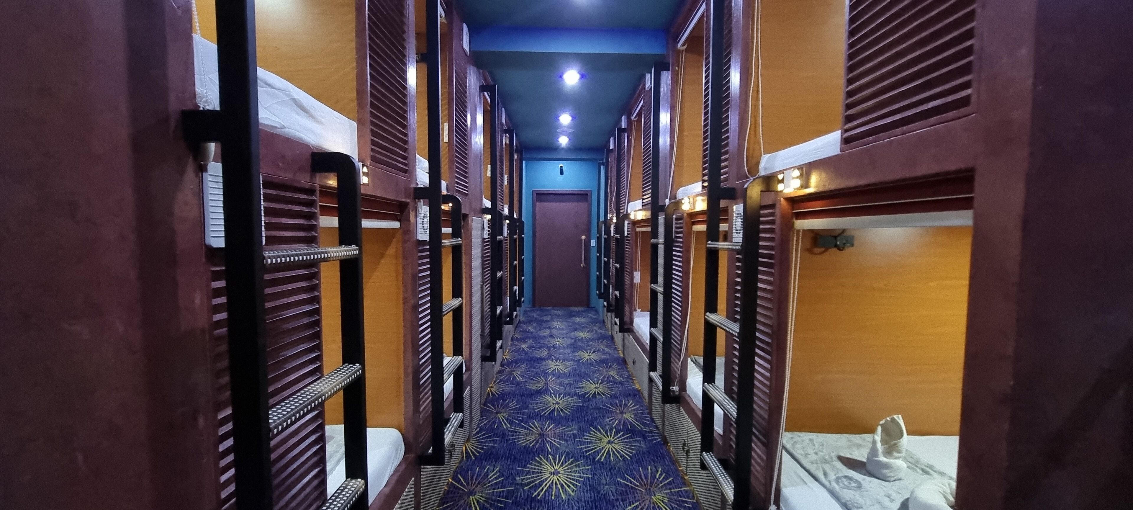 Attic Capsule Hotel