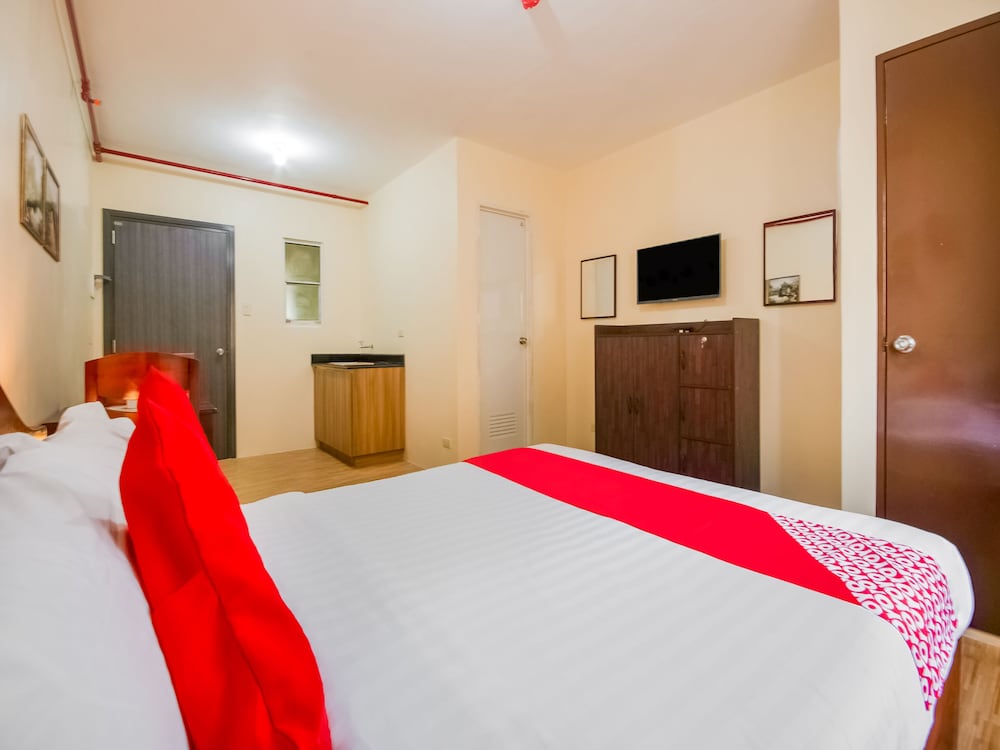 Bria Mactan by OYO Rooms