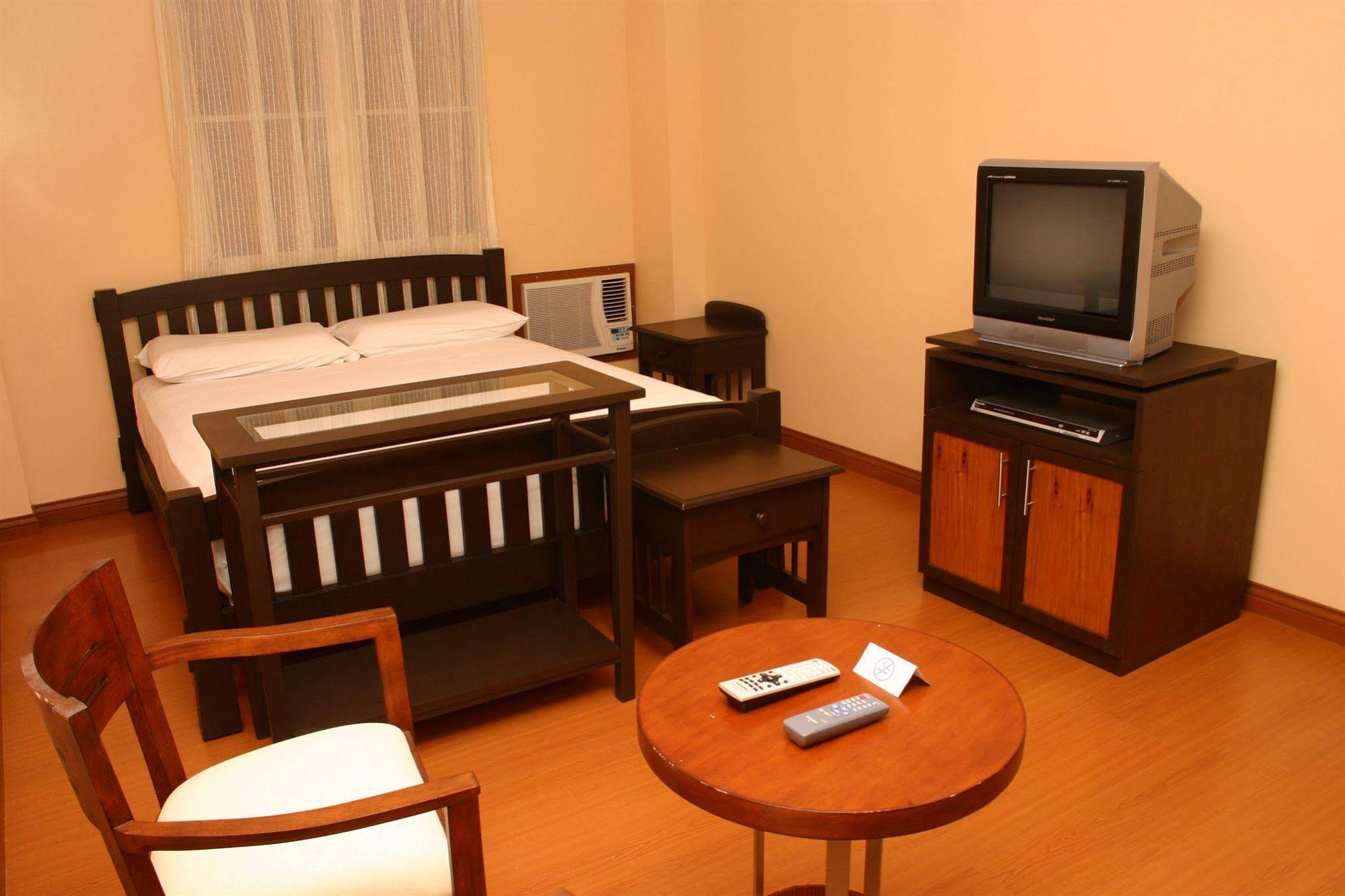 Casablanca Gardens Apartments