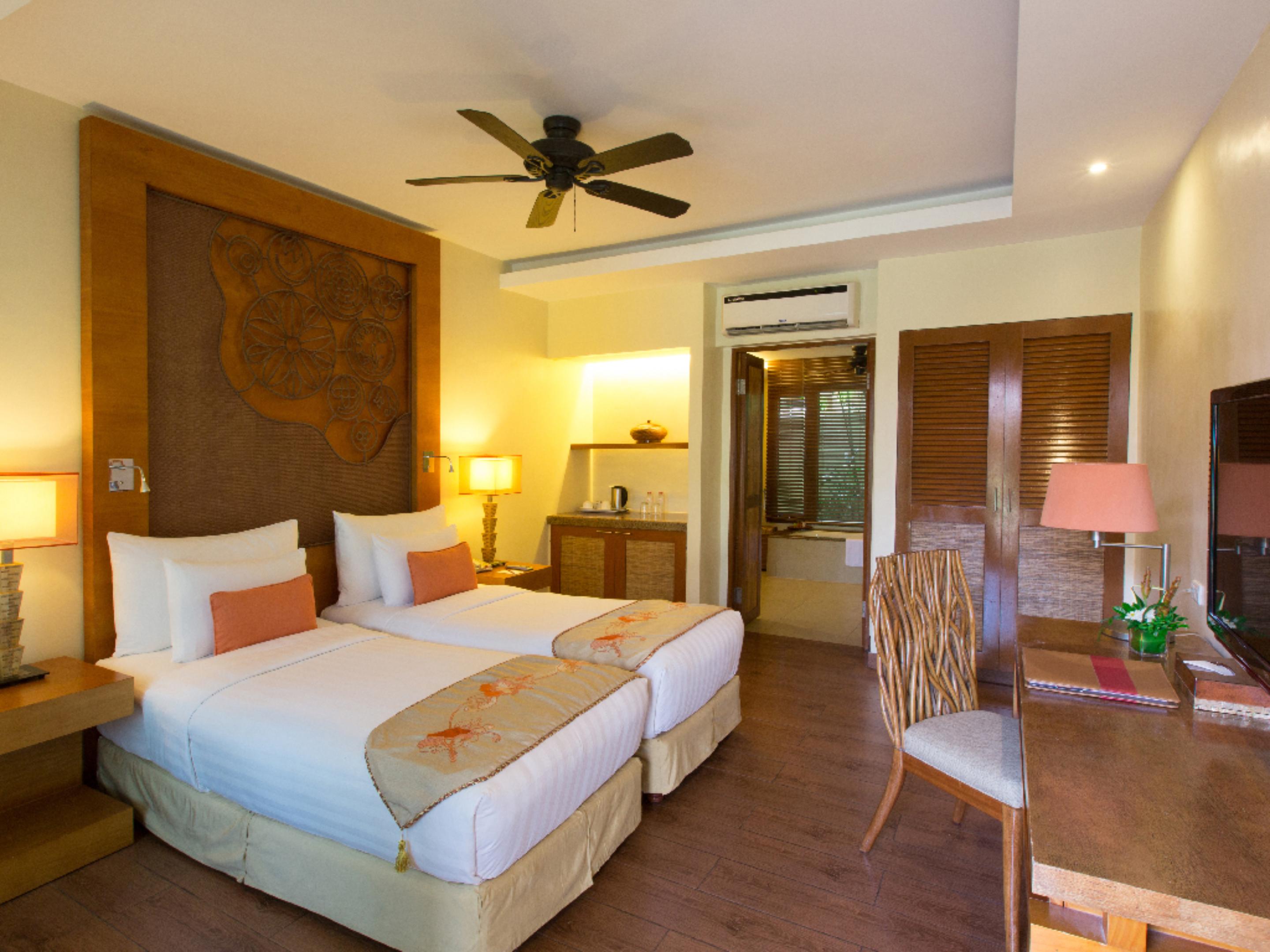 Crimson Resort & Spa Mactan, Cebu