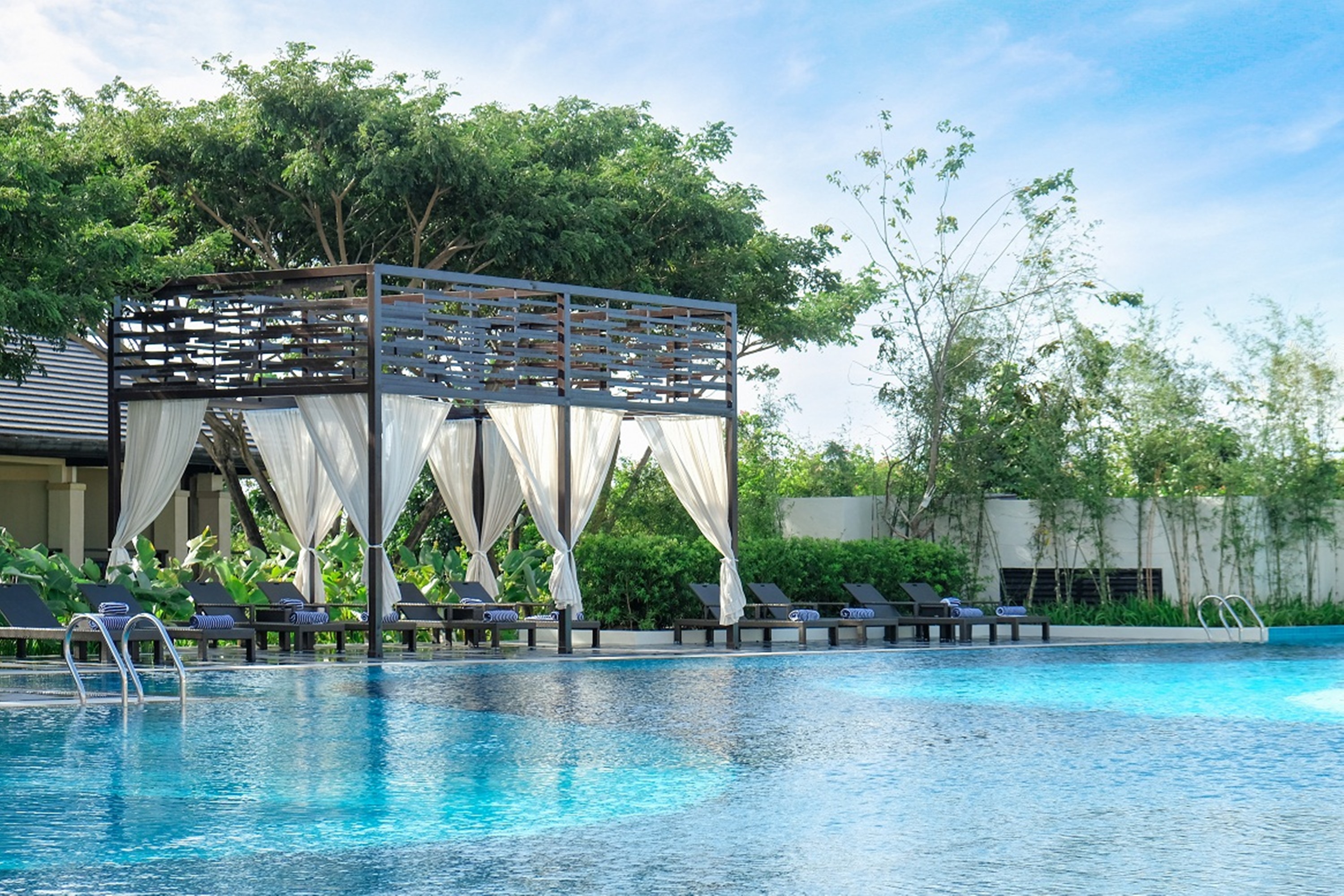 Crimson Resort & Spa Mactan, Cebu