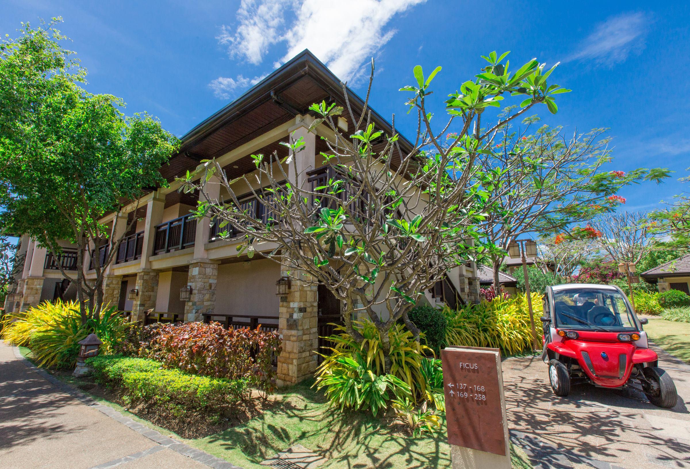 Crimson Resort & Spa Mactan, Cebu