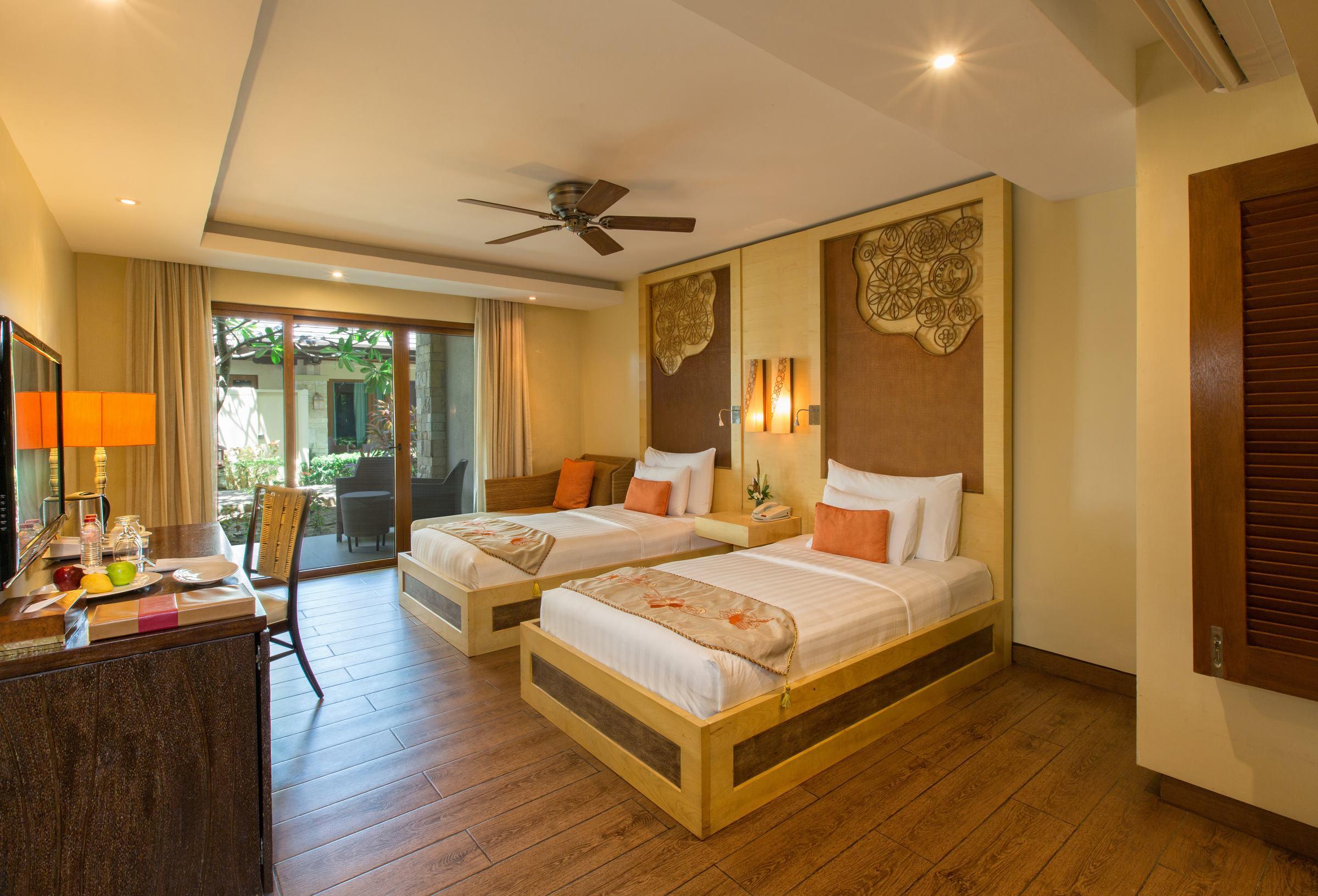 Crimson Resort & Spa Mactan, Cebu
