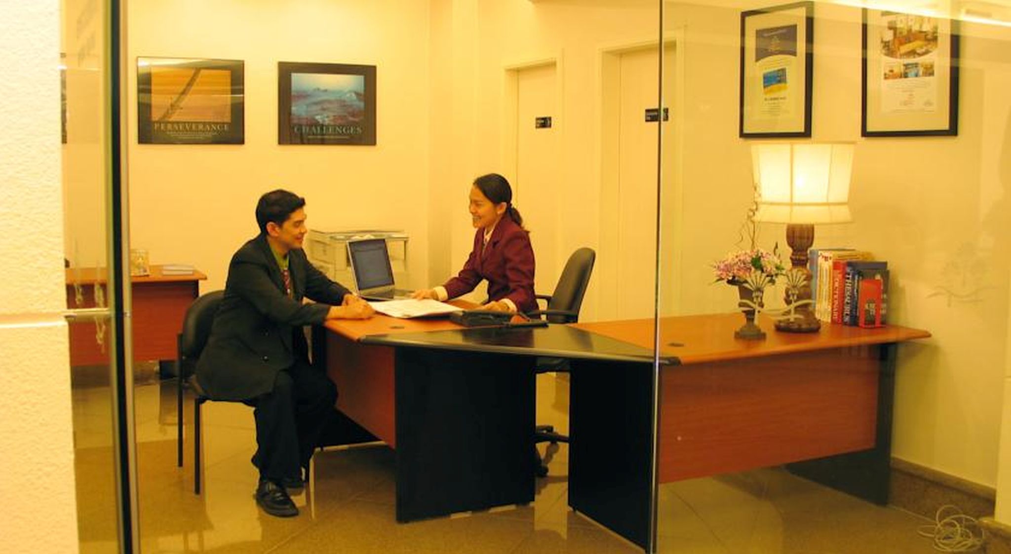 Crown Regency Suites & Residences Mactan
