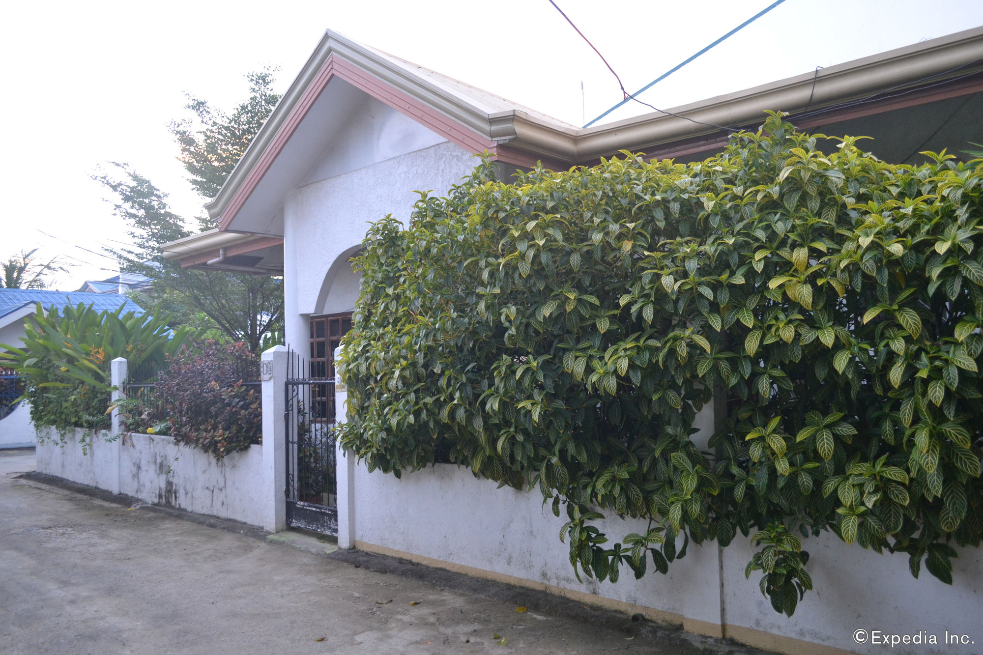 Dee GuestHouse