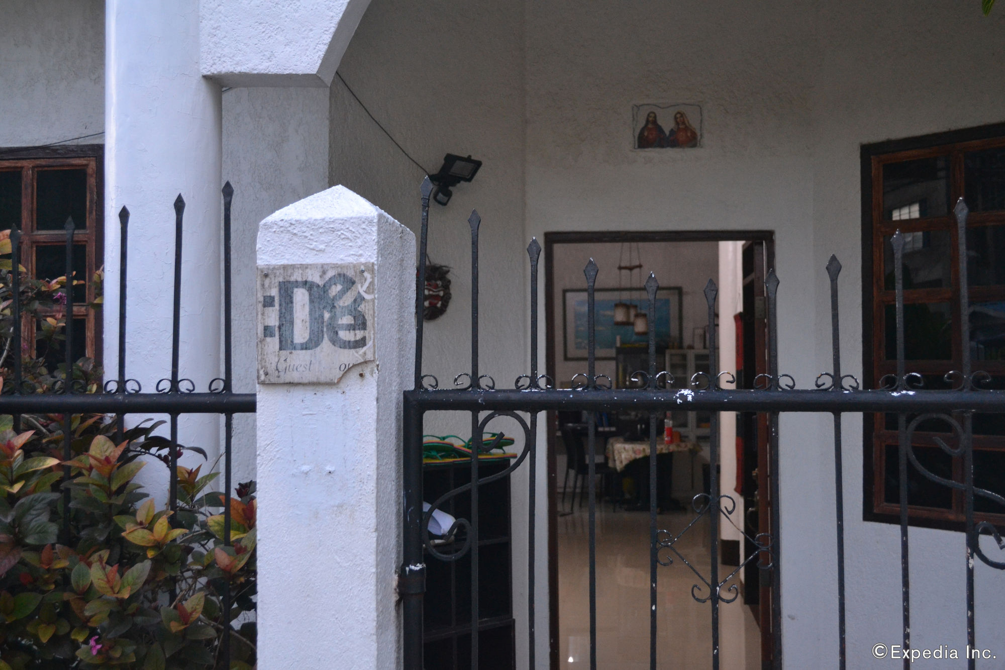 Dee GuestHouse