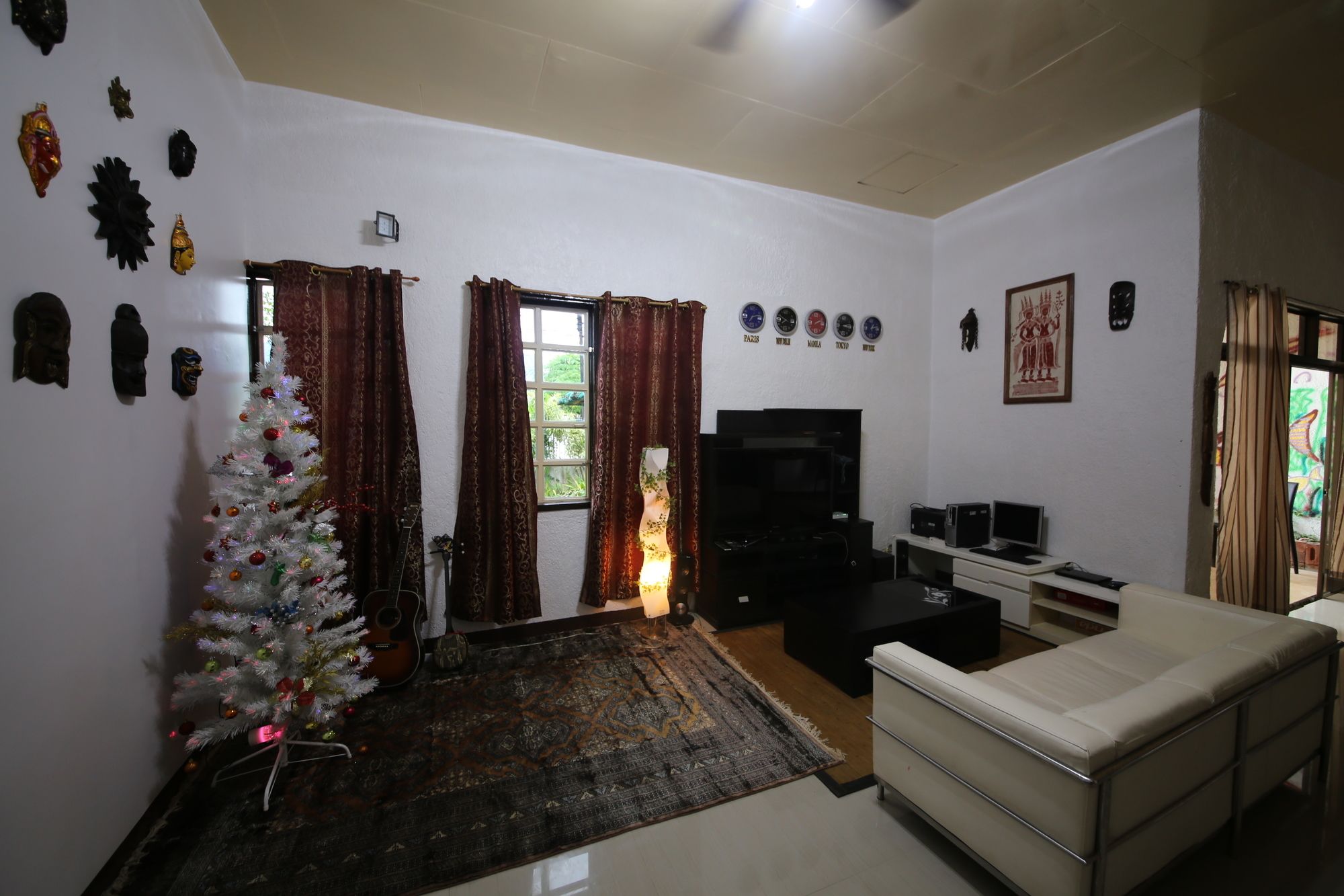 Dee GuestHouse