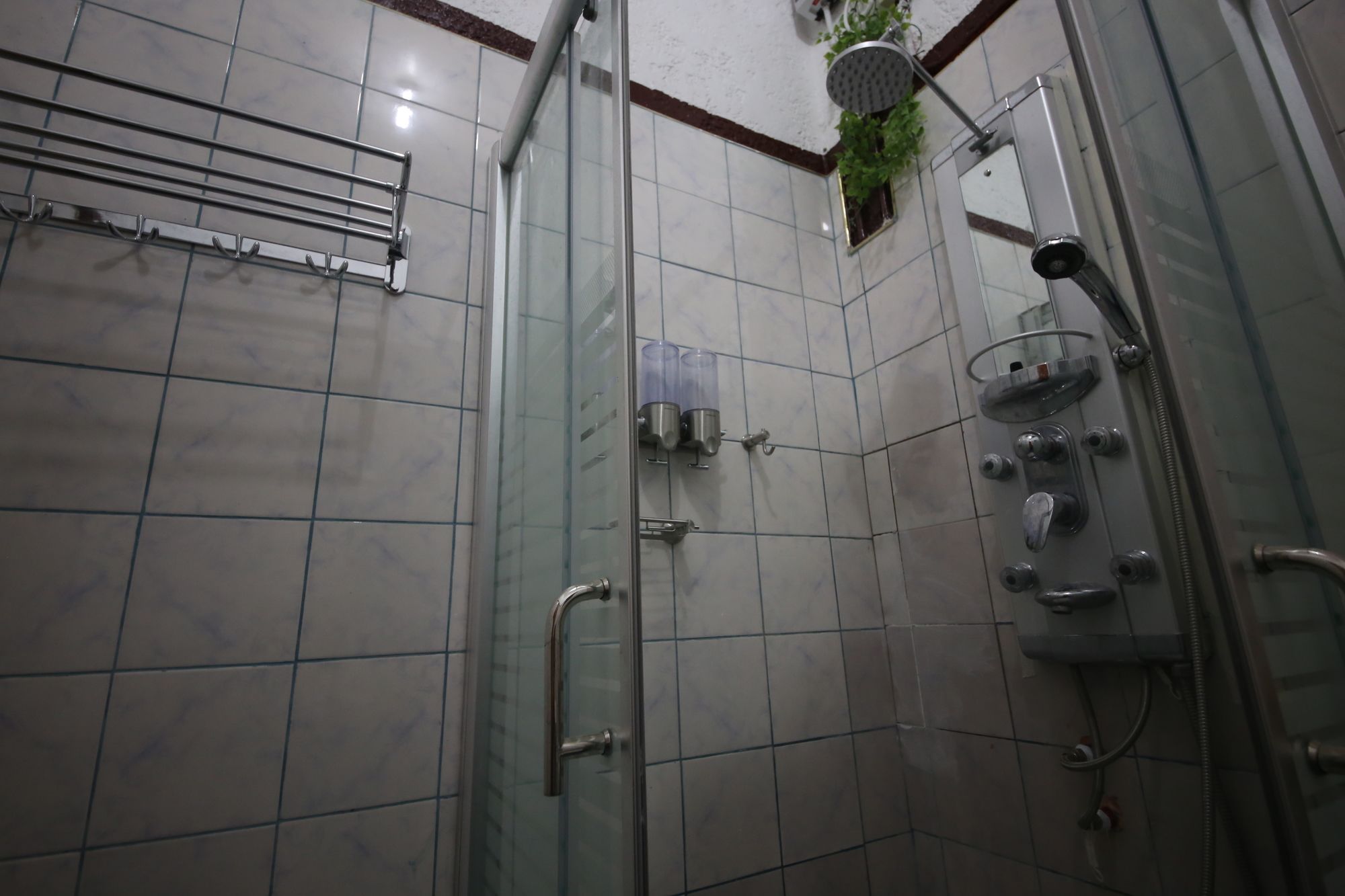 Dee GuestHouse