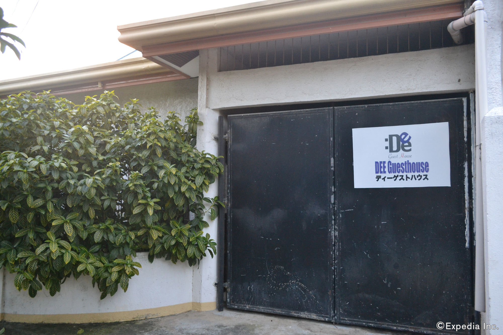 Dee GuestHouse