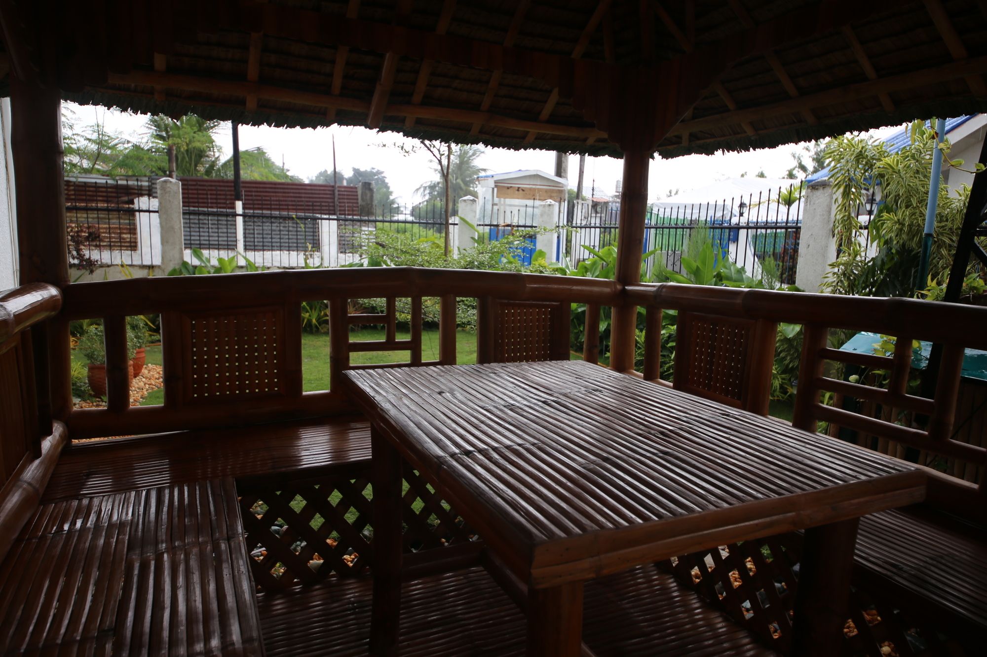 Dee GuestHouse