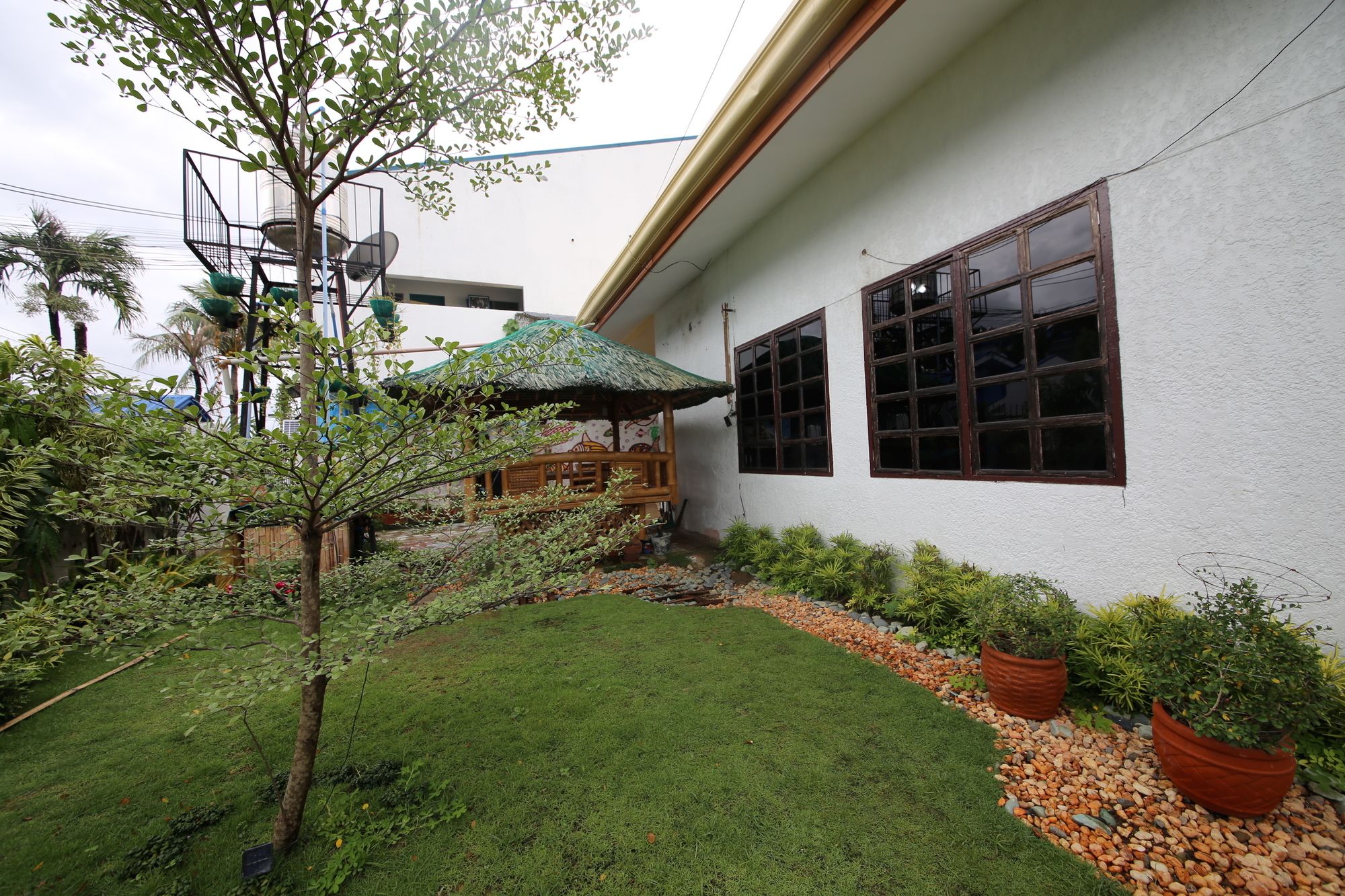Dee GuestHouse