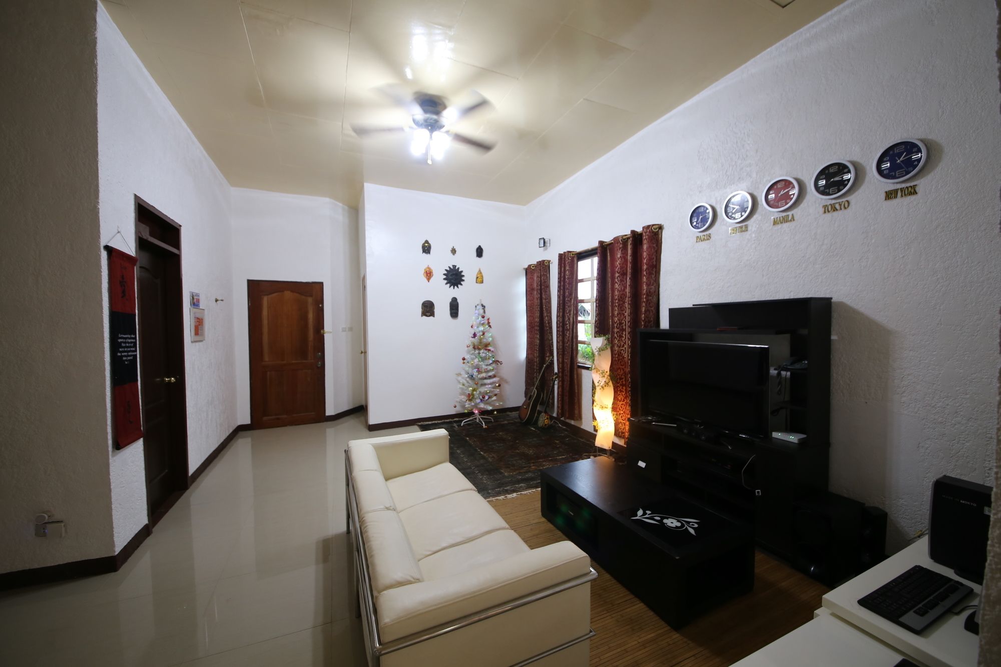 Dee GuestHouse