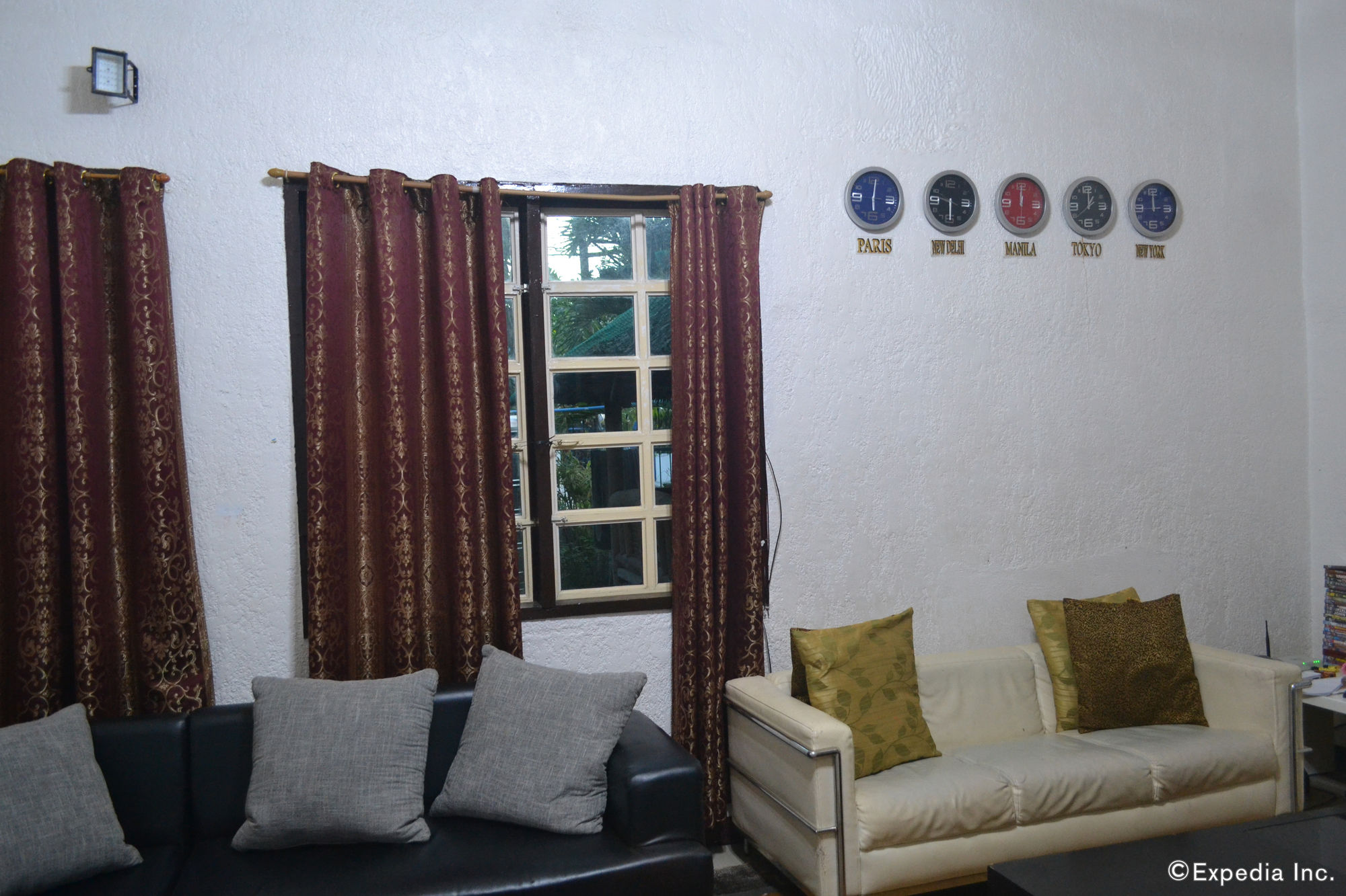 Dee GuestHouse
