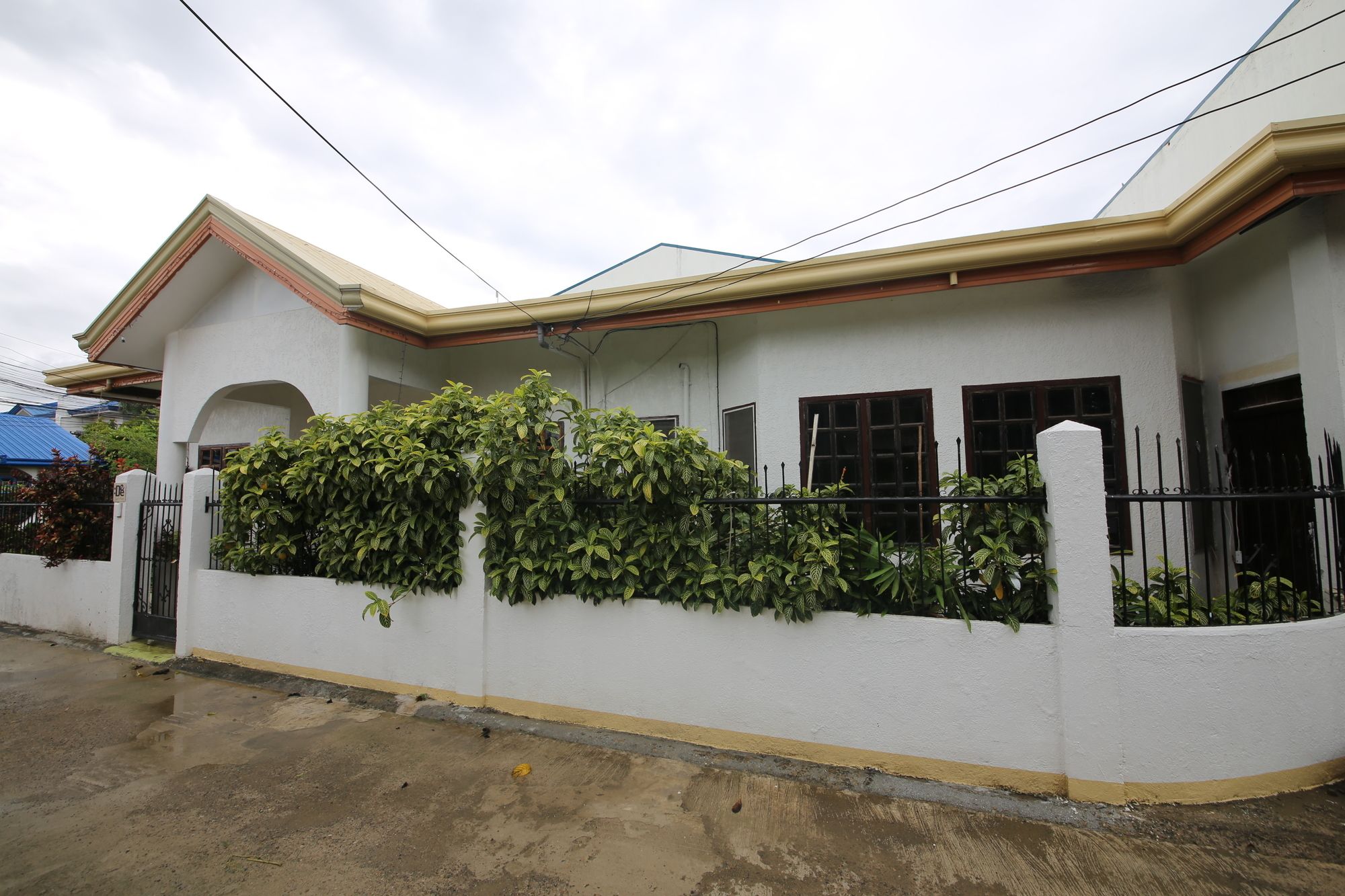 Dee GuestHouse