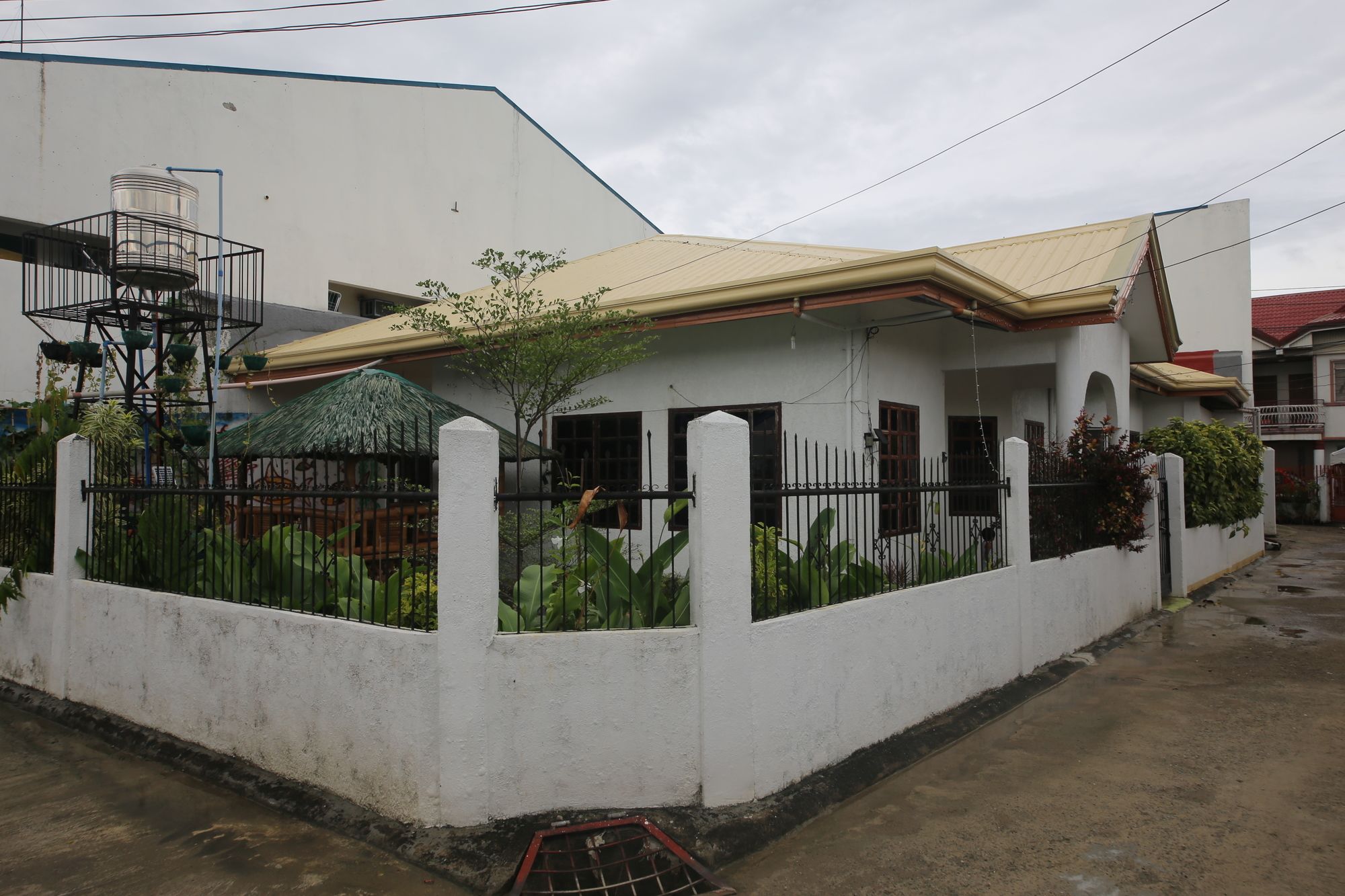 Dee GuestHouse