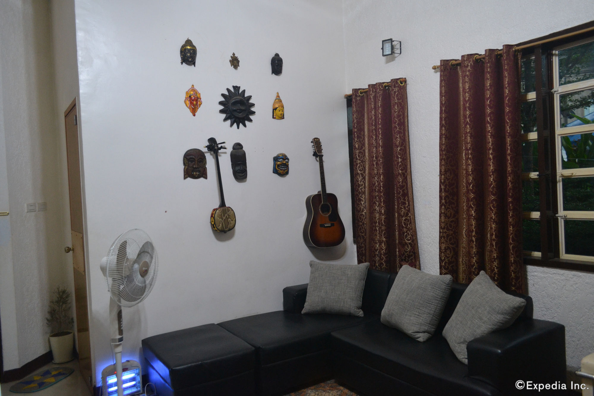 Dee GuestHouse