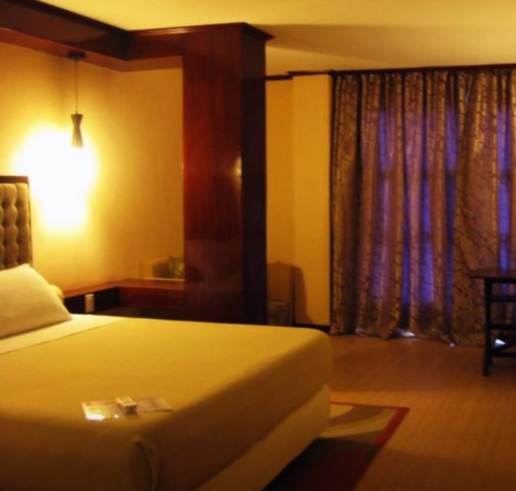 Dulcinea Hotel & Suites