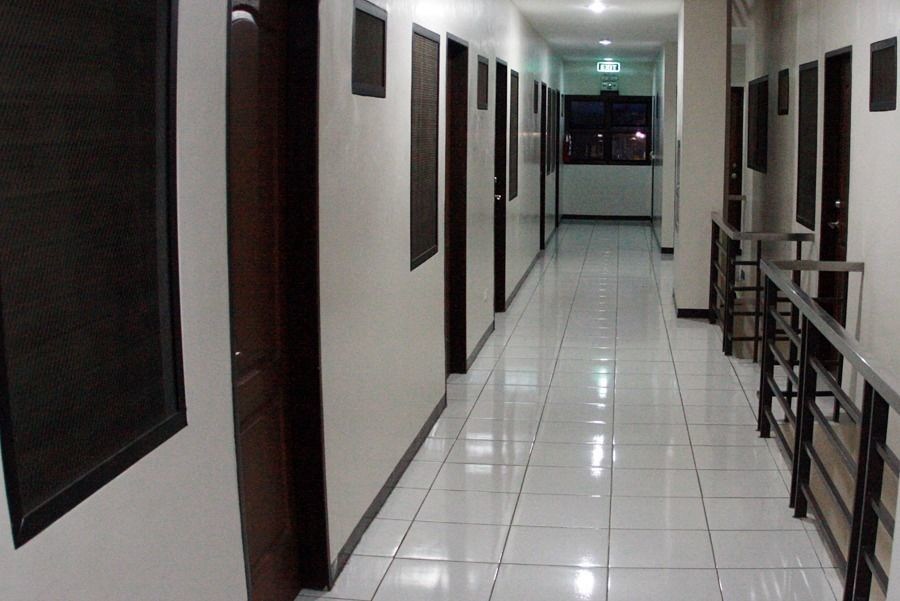 Hotel California by OYO Rooms