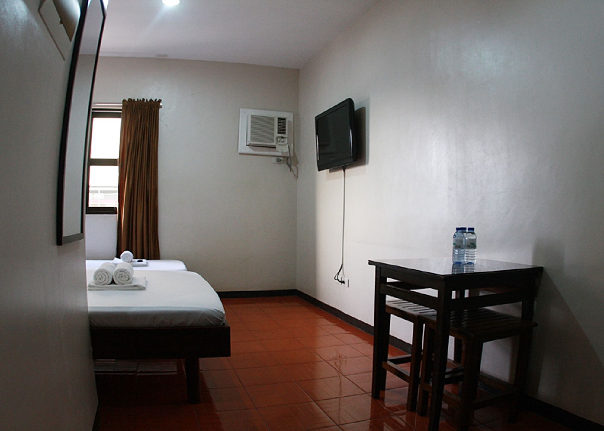 Hotel California by OYO Rooms