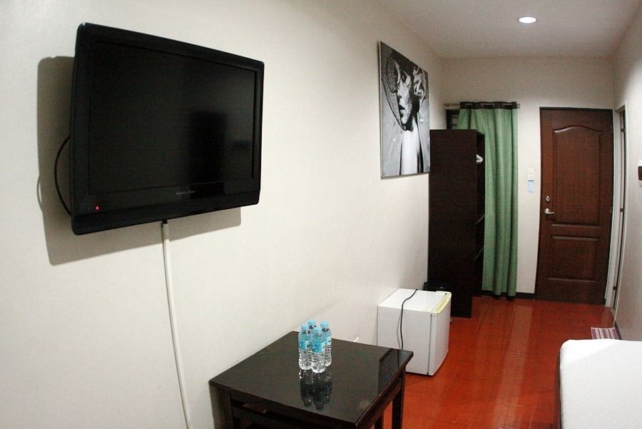 Hotel California by OYO Rooms