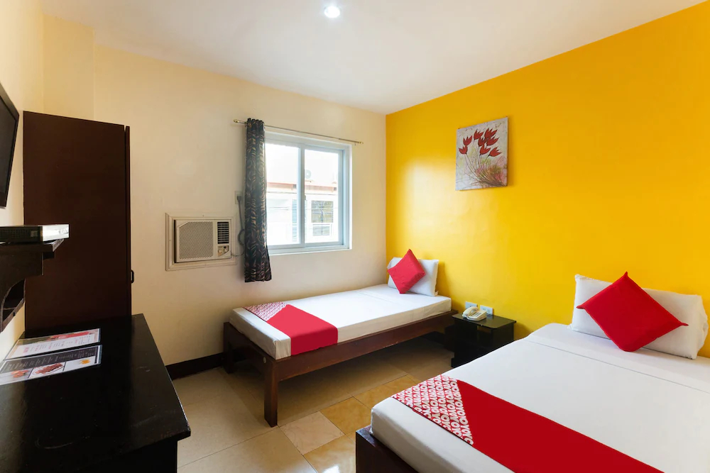 Jcad Hotel by OYO Rooms
