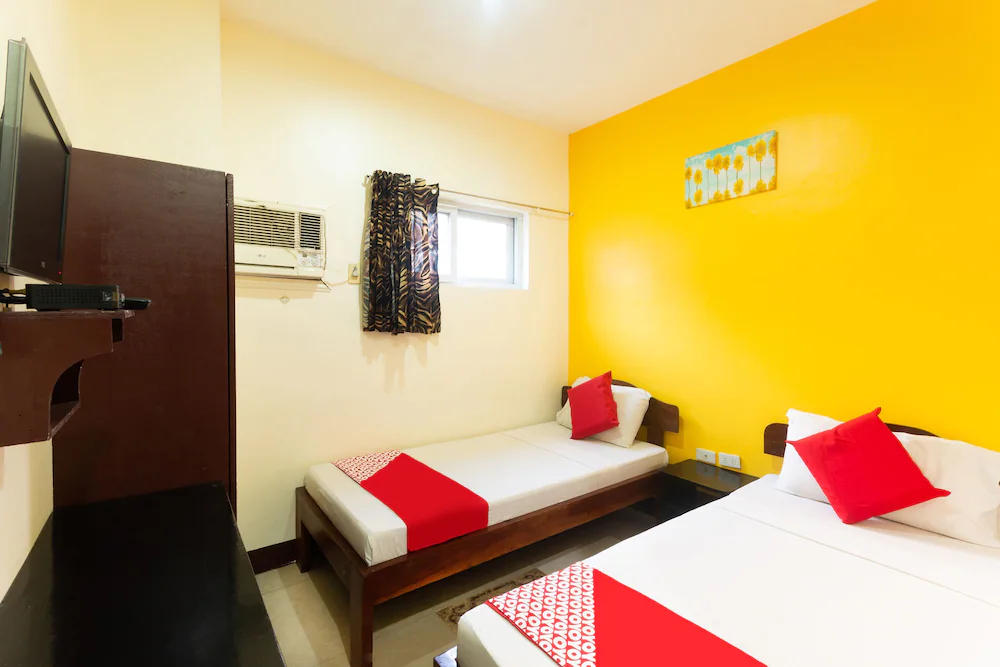 Jcad Hotel by OYO Rooms