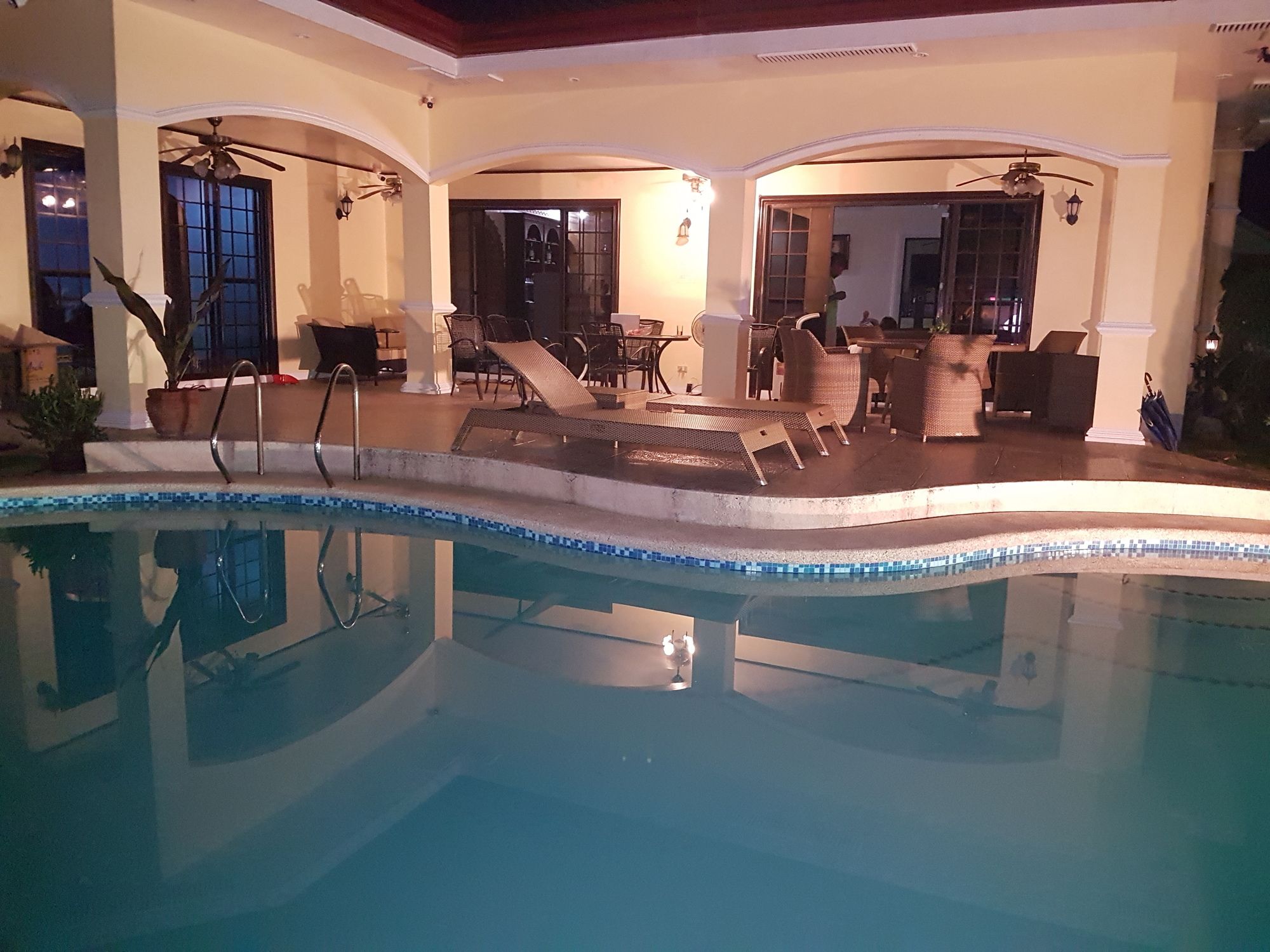 Kim Beatriz Compound