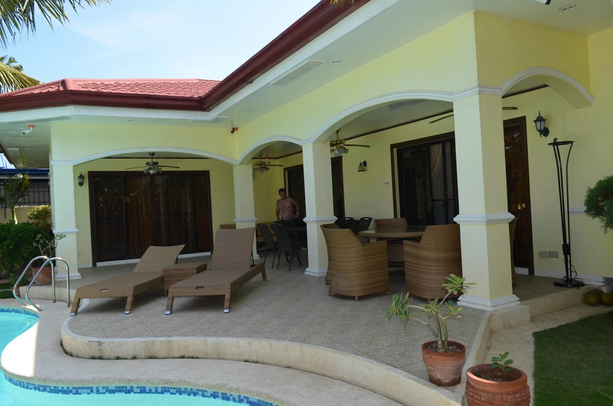 Kim Beatriz Compound