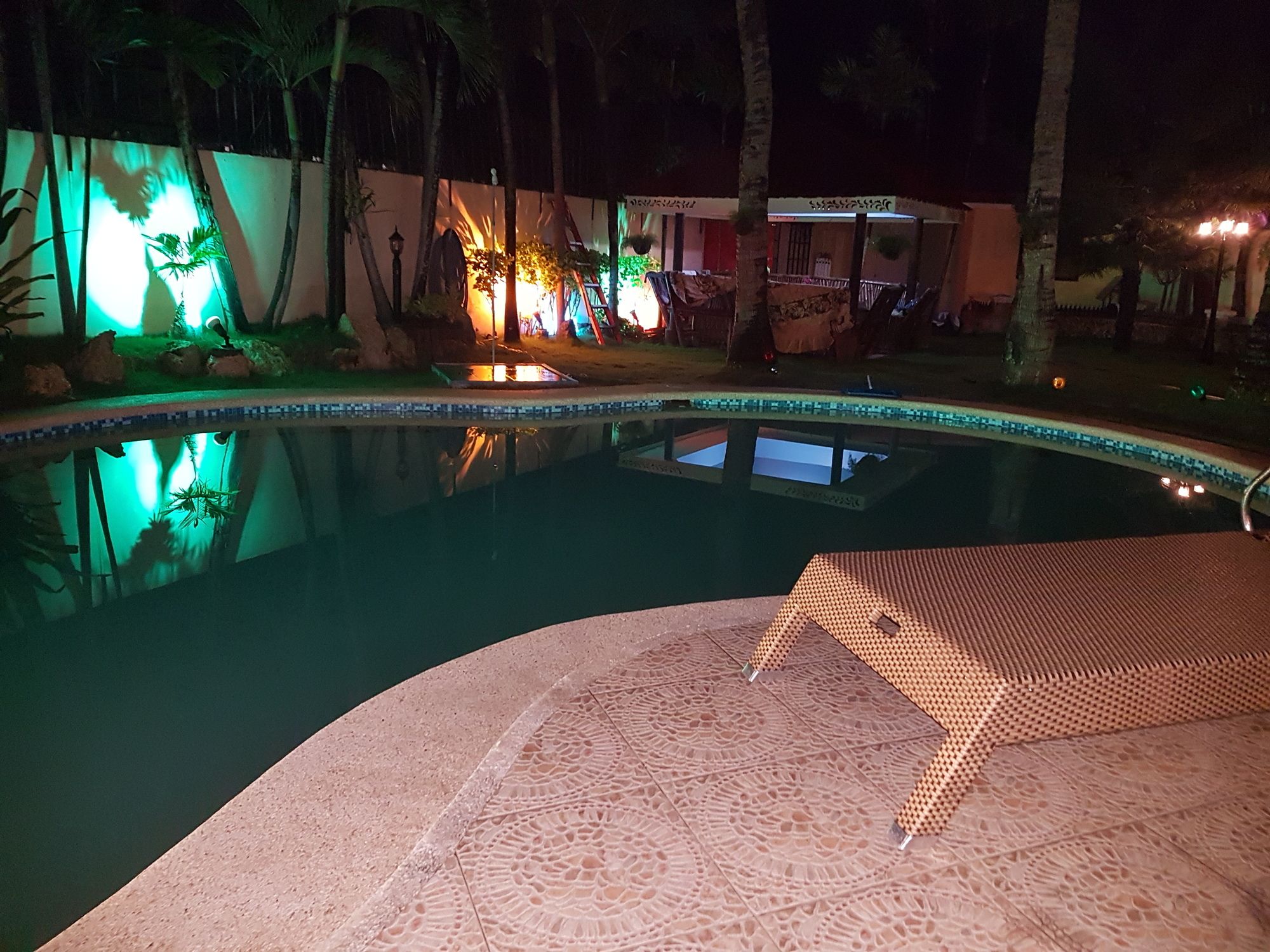 Kim Beatriz Compound