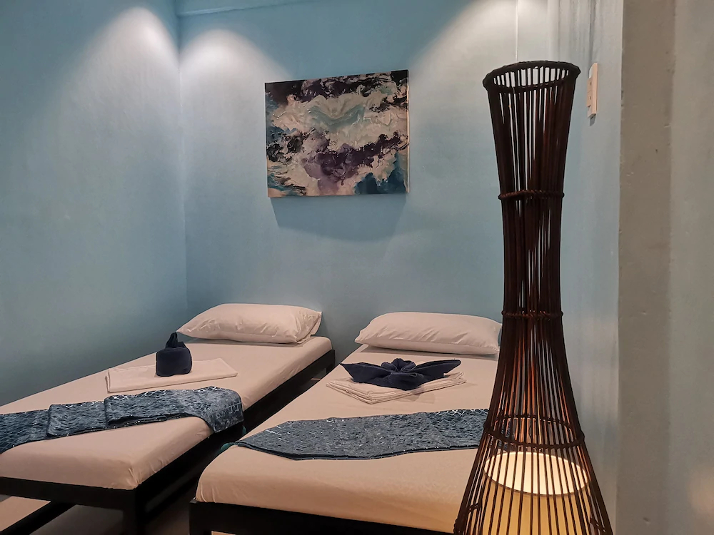 Mactan Cebu Waiting Lounge