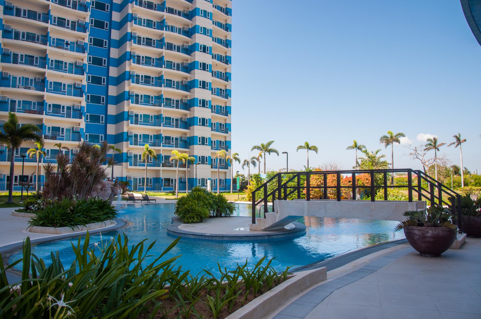 Mactan Seaside Apartments