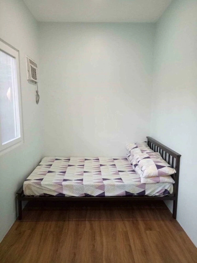 Mactan Transient Townhouse