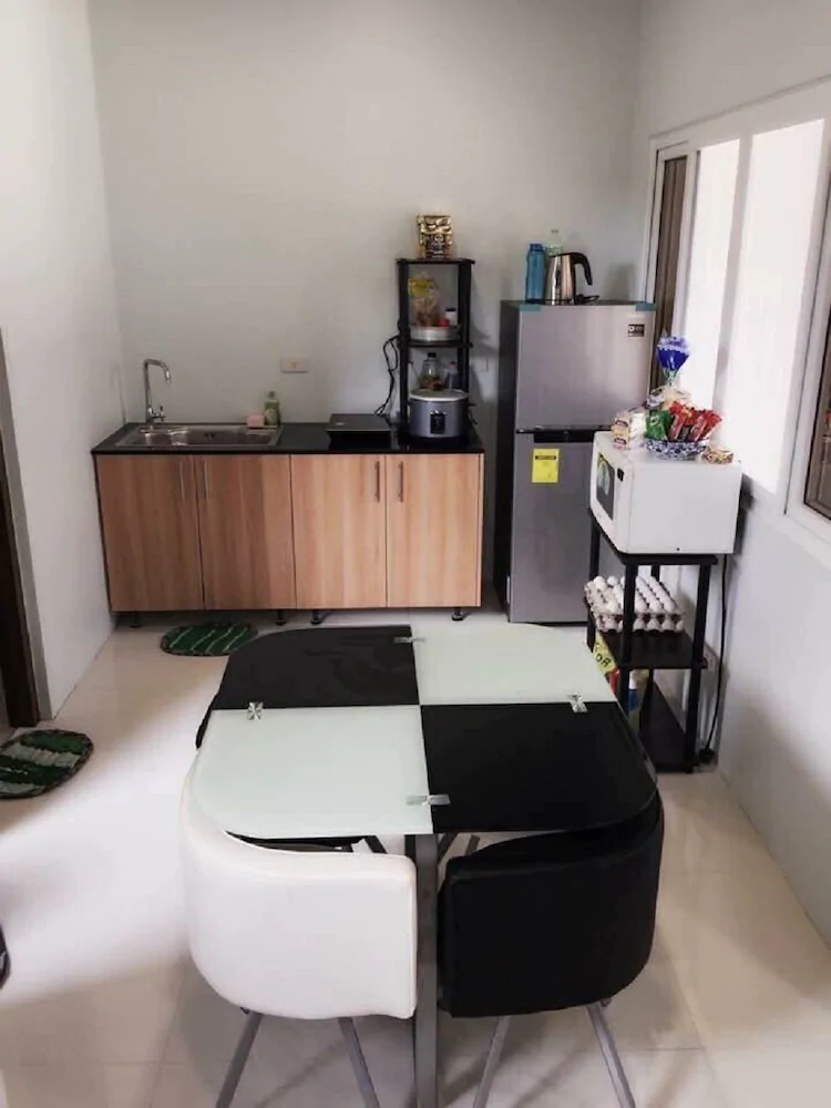 Mactan Transient Townhouse