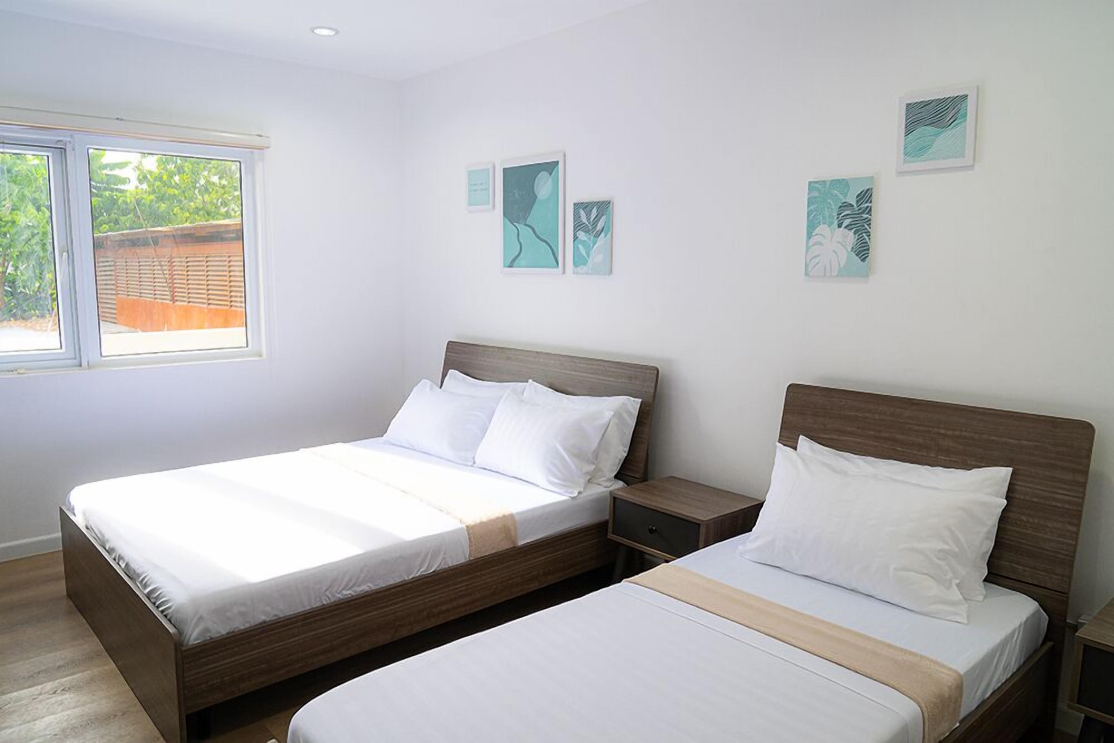 Mangrove Place and ResidencesbyHiverooms