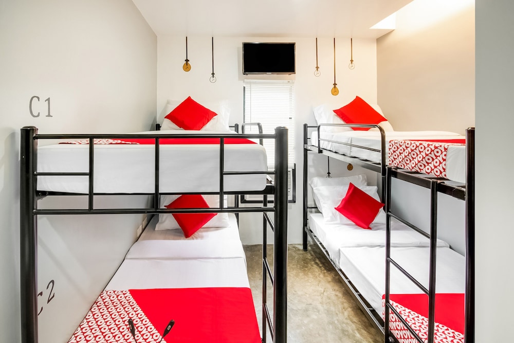 The Pocket Hotel by OYO Rooms