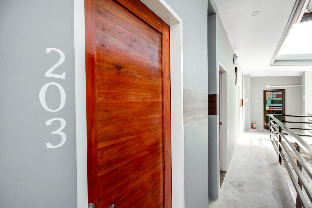 The Pocket Hotel by OYO Rooms