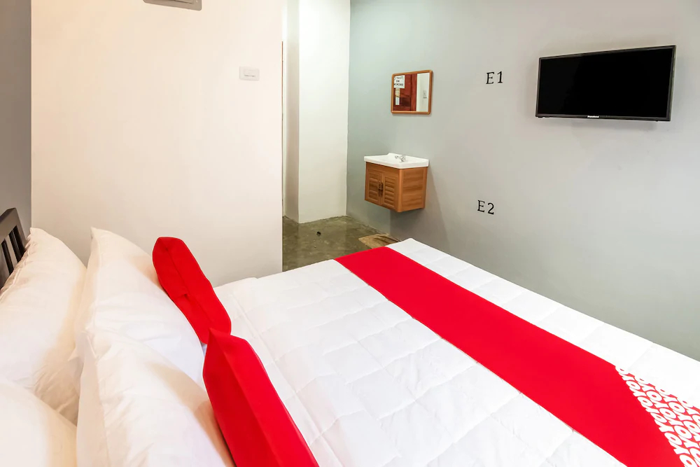 The Pocket Hotel by OYO Rooms