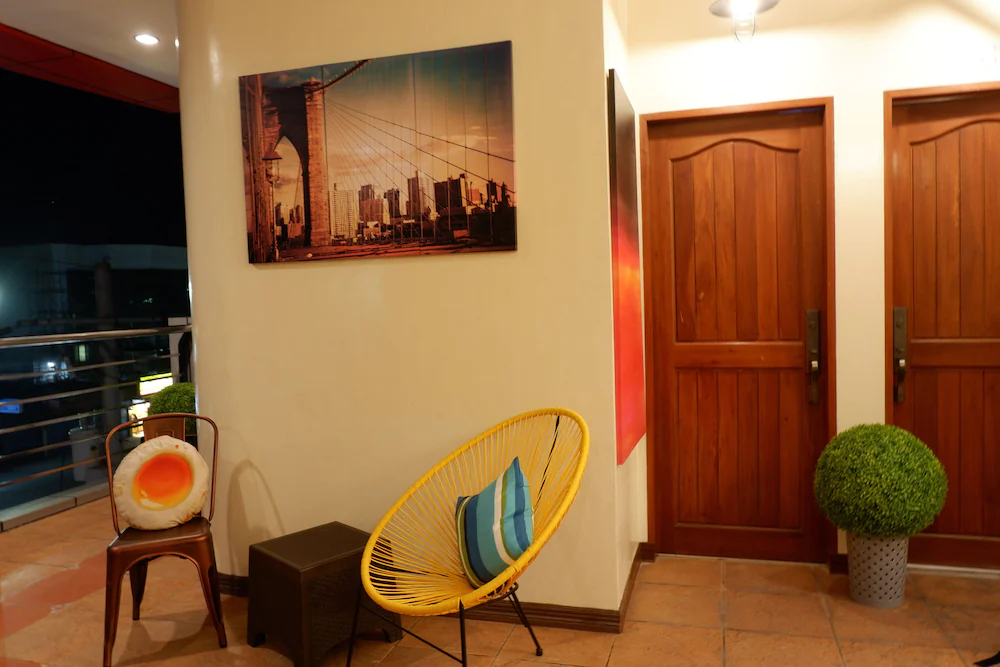 The Runway Inn - Mactan Cebu