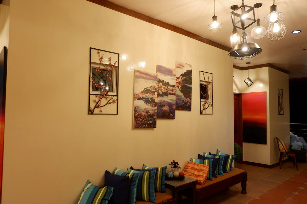 The Runway Inn - Mactan Cebu