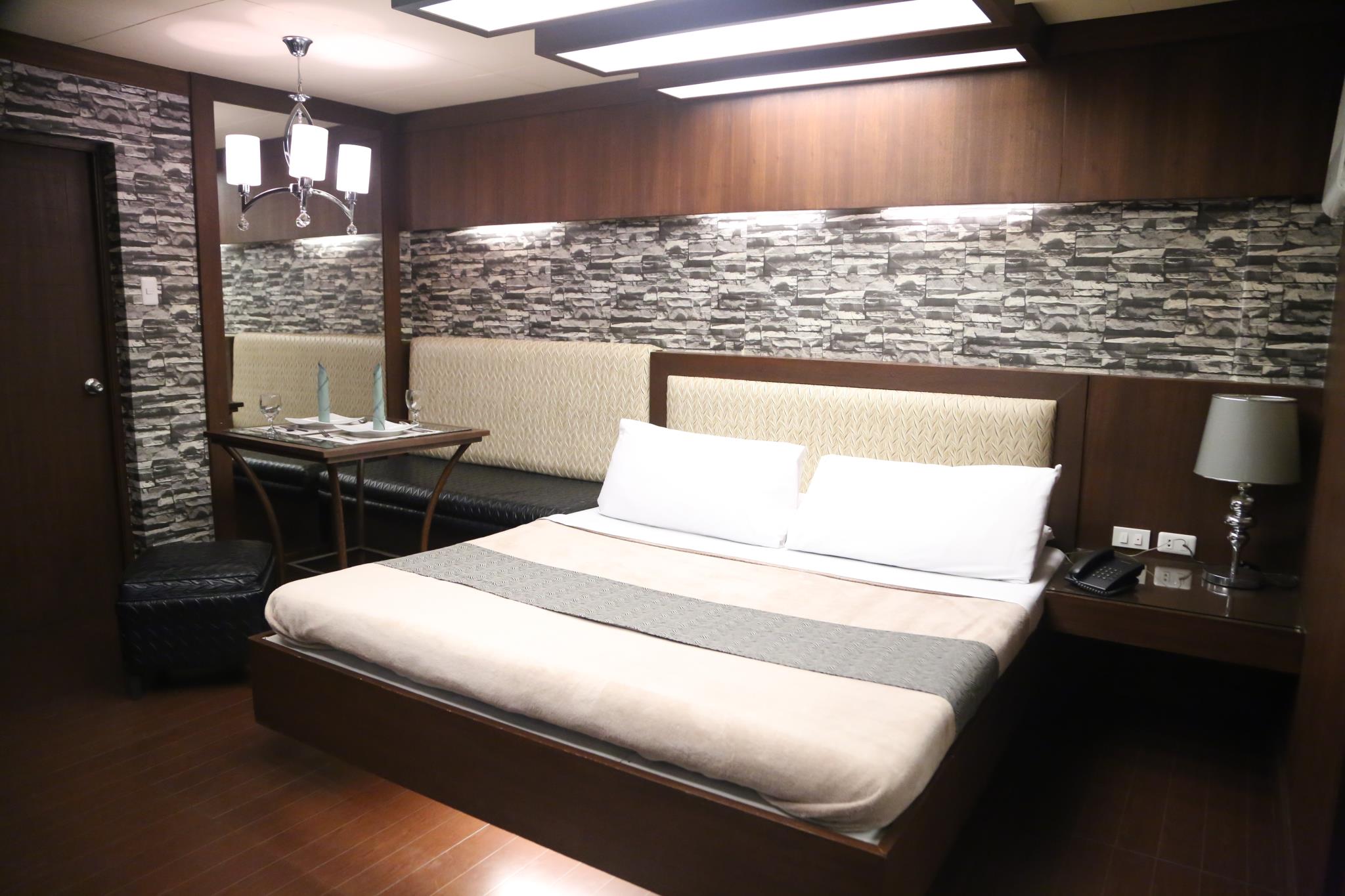 Victoria Court Las Pinas