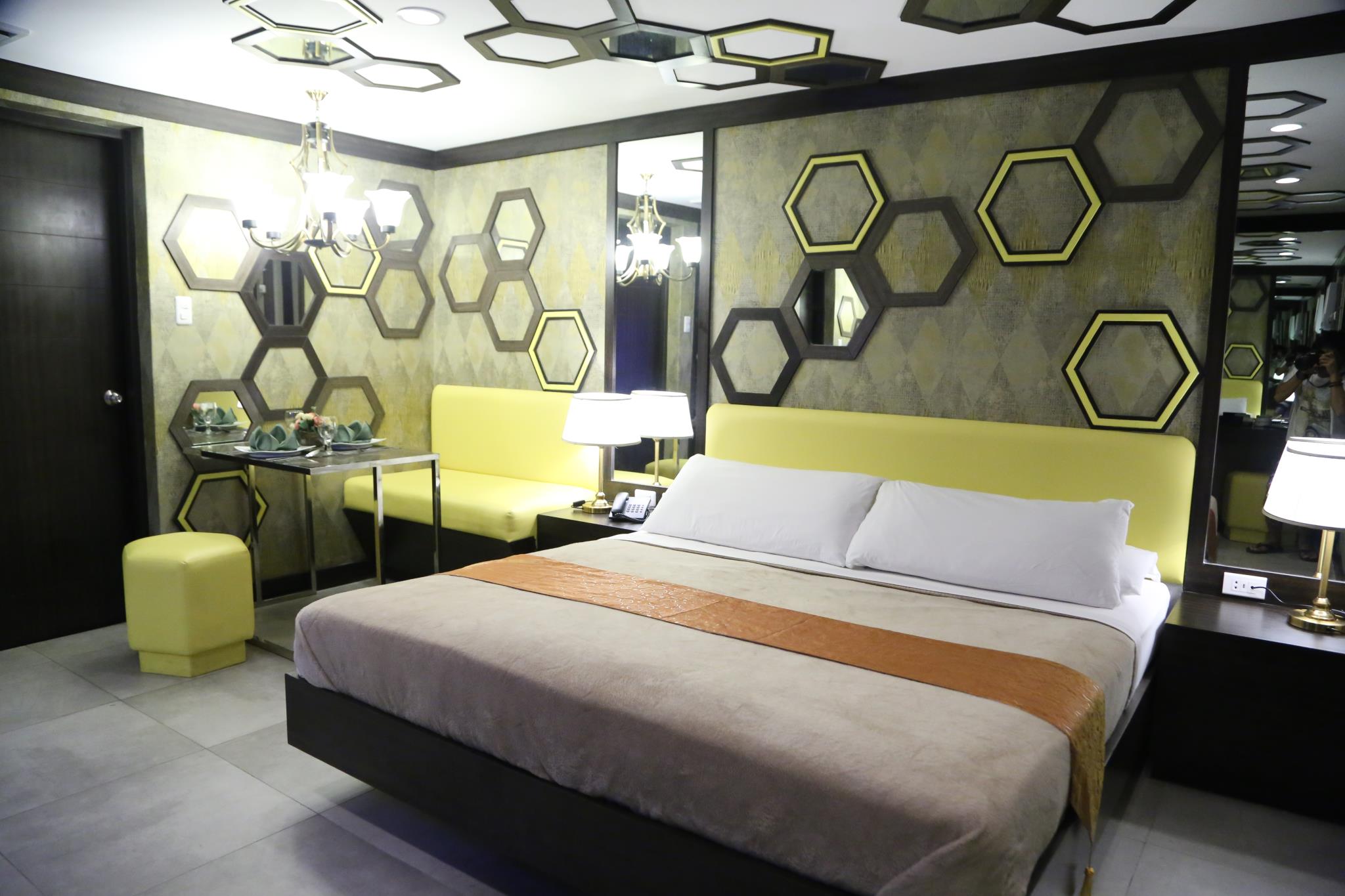 Victoria Court Las Pinas