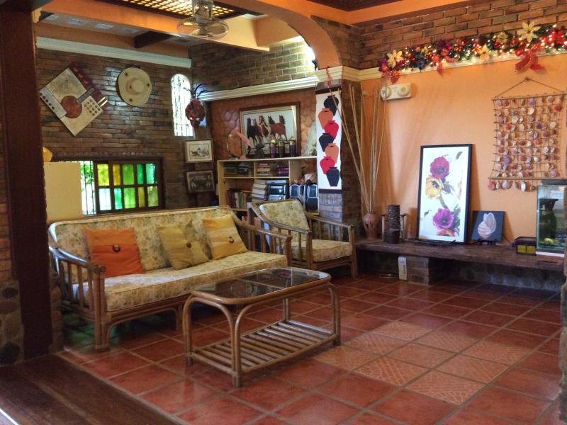 Balai Tinay Guesthouse