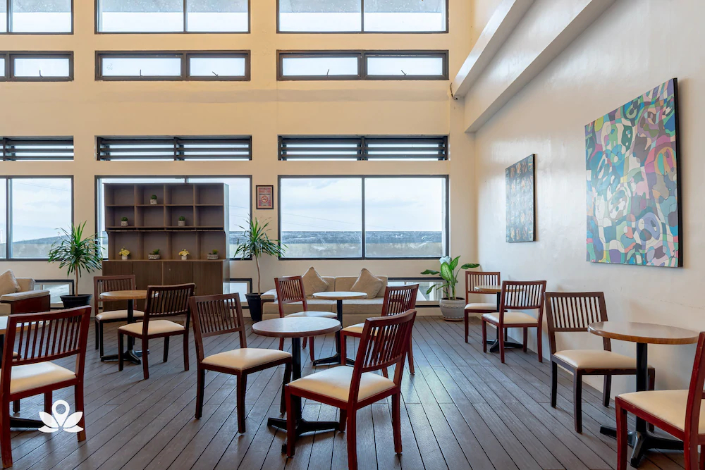 Embarcadero Hotel by ZEN Rooms