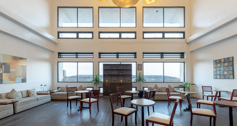Embarcadero Hotel by ZEN Rooms