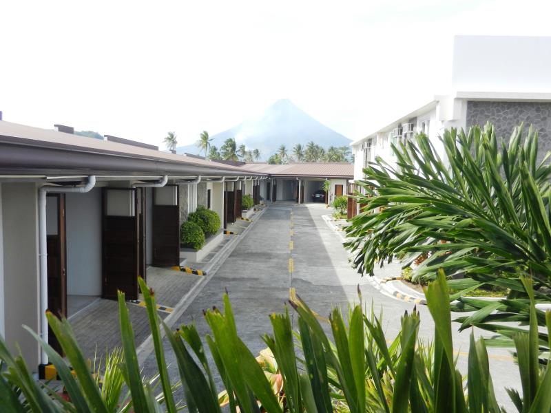 La Piazza Hotel & Convention Center